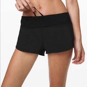 Lululemon speed up shorts 2.5”